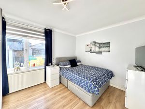 Photo 5- click for photo gallery